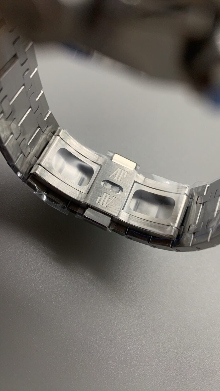 26240BC.GG.1324BC.02