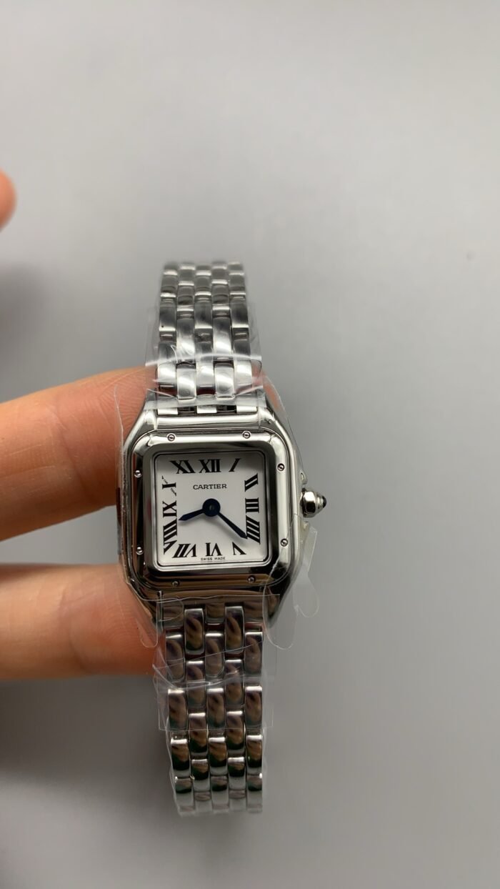 PANTHÈRE DE CARTIER