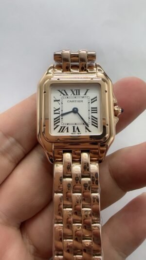 PANTHÈRE DE CARTIER